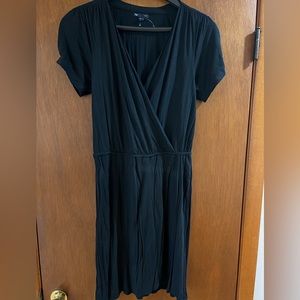 Gap knee length wrap dress - size large